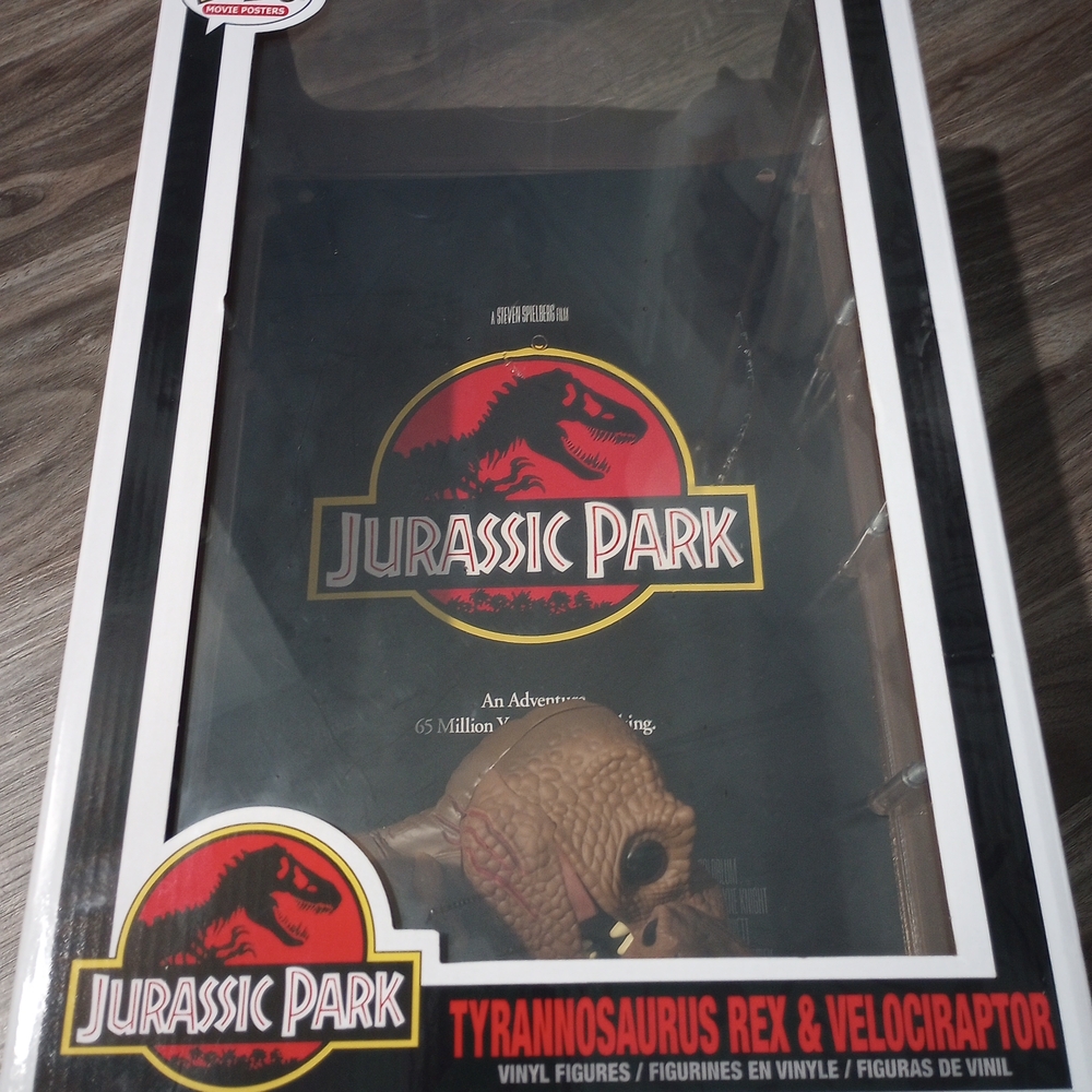 Tyrannosaurus Rex & Velociraptor Vinyl Figures